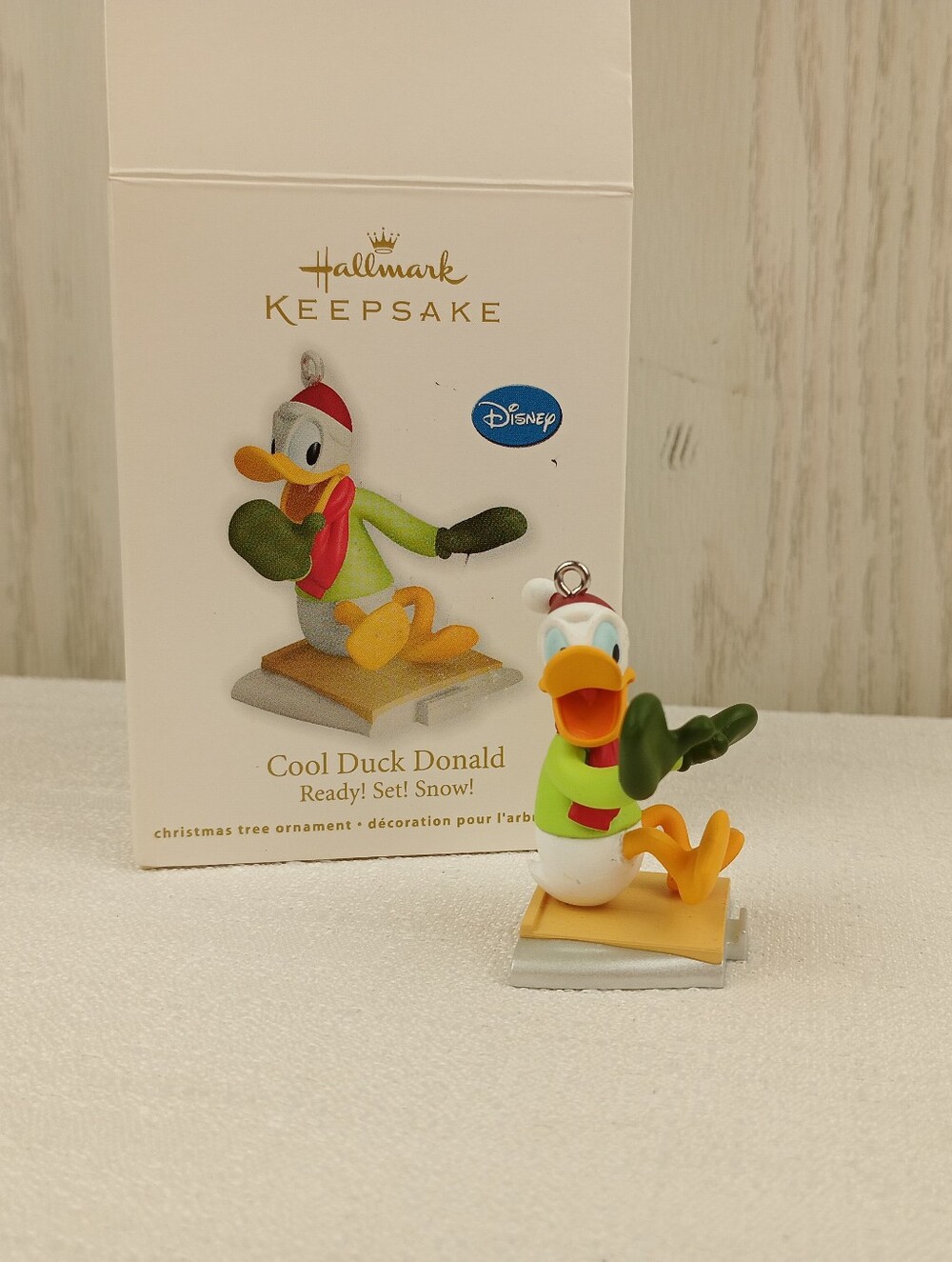 Hallmark Keepsake Disney Cool Duck Donald 2012 replacement Ready! Set! Snow!